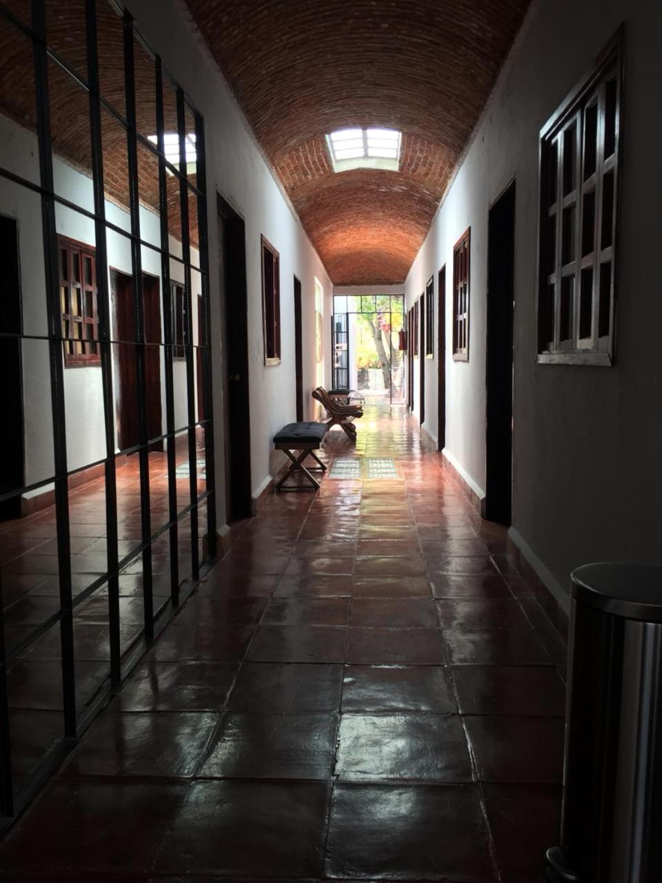 Hotel Aqui Es Mexico Сан-Міґель-де-Альєнде Екстер'єр фото